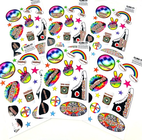 CAMP CLING ITS 5.5 X 8 RAINBOW SMILEY