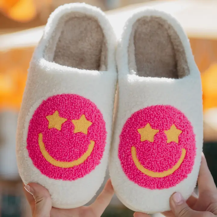 SLIPPER-HT PK STAR EYED HAPPY FACE