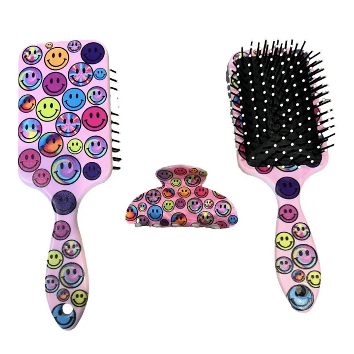 ADORABLE TEDDY BEAR HAIRBRUSH