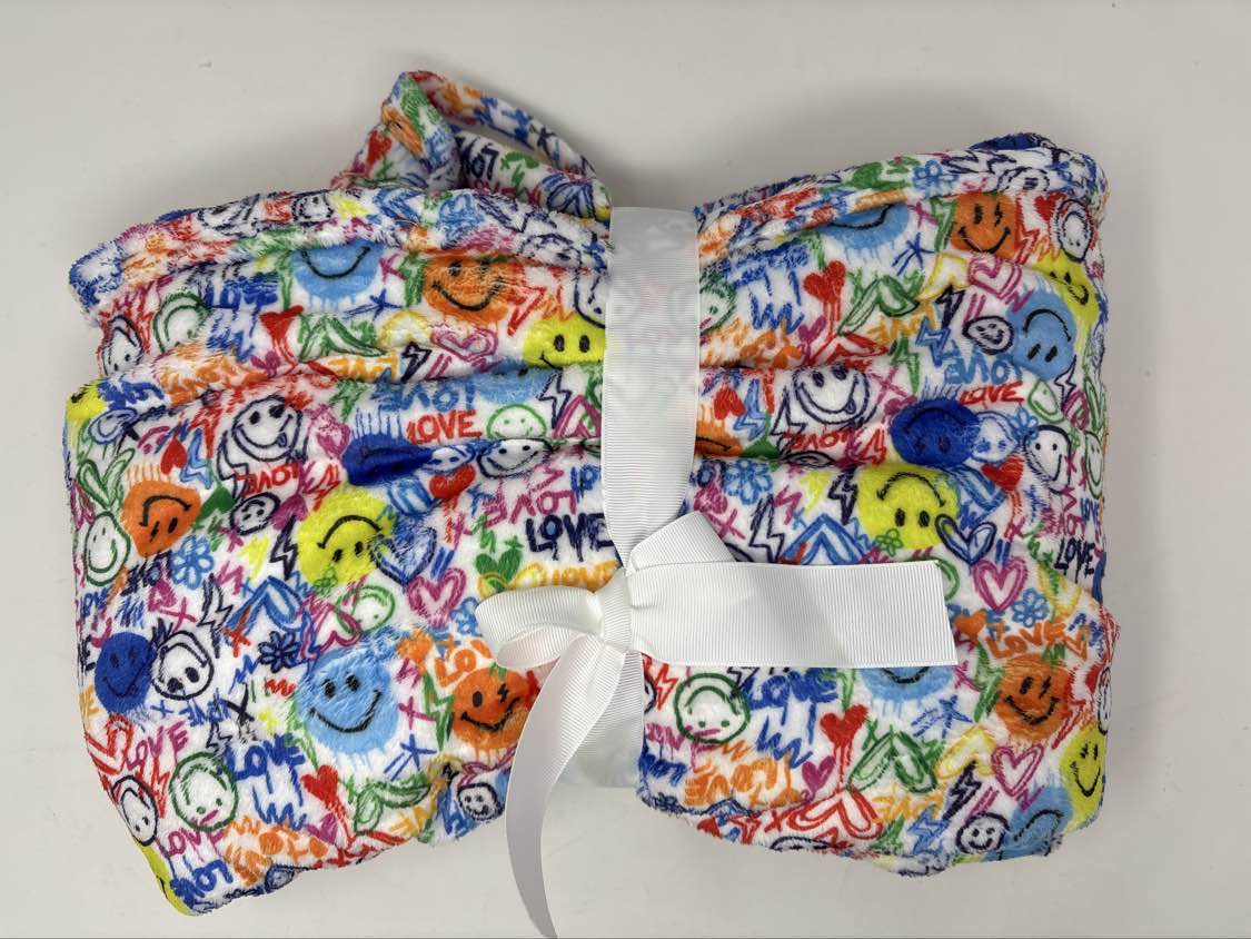 BLANKET 50X60 LOVE & SMILES