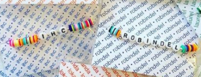 CAMP BEADED BRACELET WITH RAINBOW