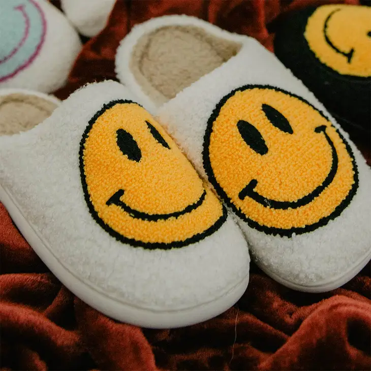 SLIPPER-HAPPY FACE WHITE